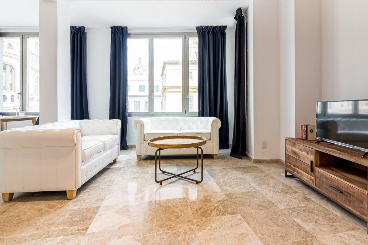 Saenz Suites Gallery By Bossh! Apartments Málaga Extérieur photo