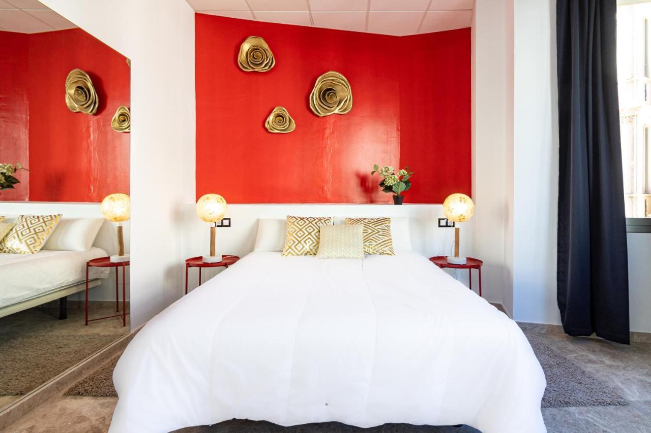 Saenz Suites Gallery By Bossh! Apartments Málaga Extérieur photo