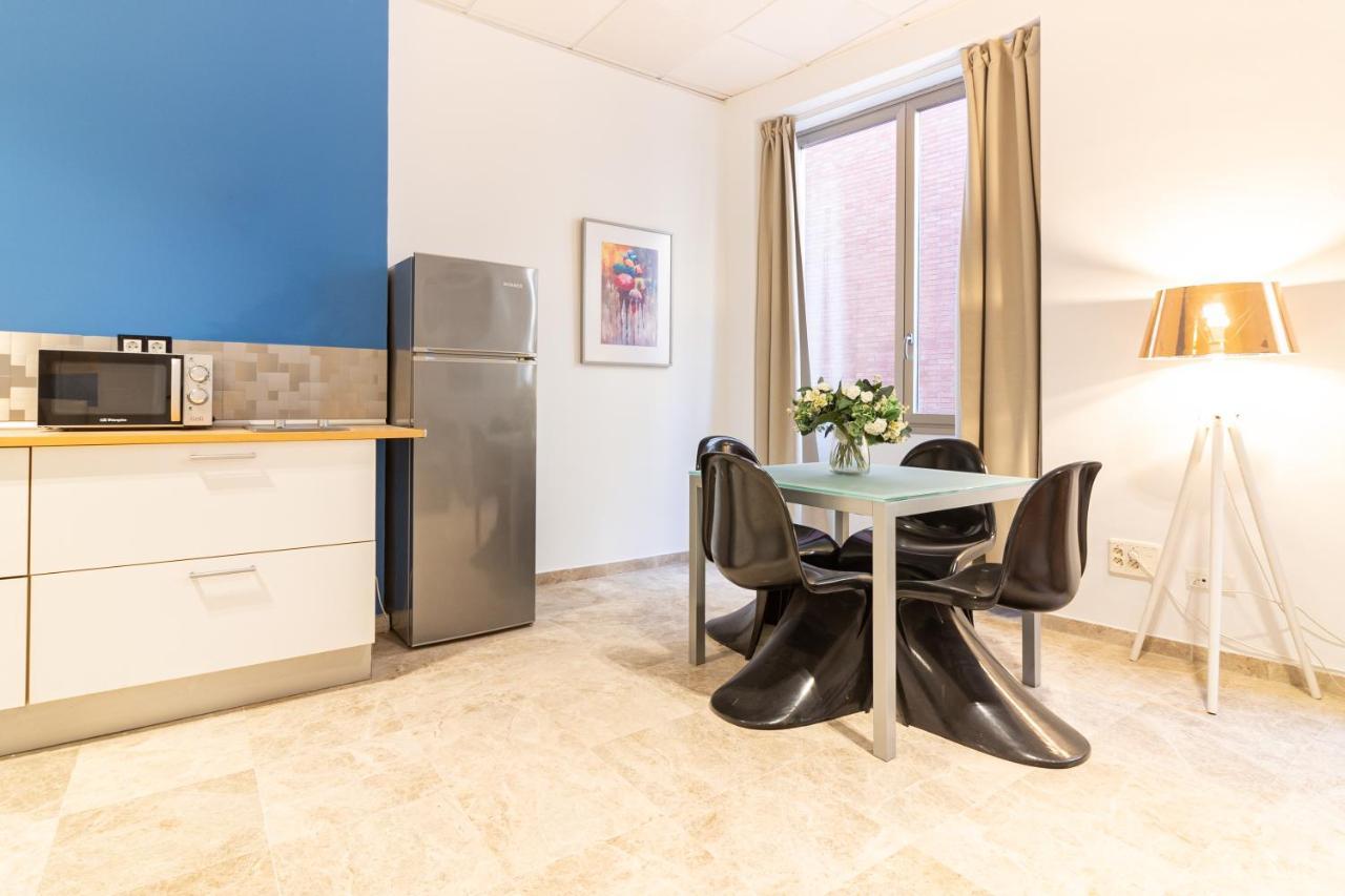 Saenz Suites Gallery By Bossh! Apartments Málaga Extérieur photo