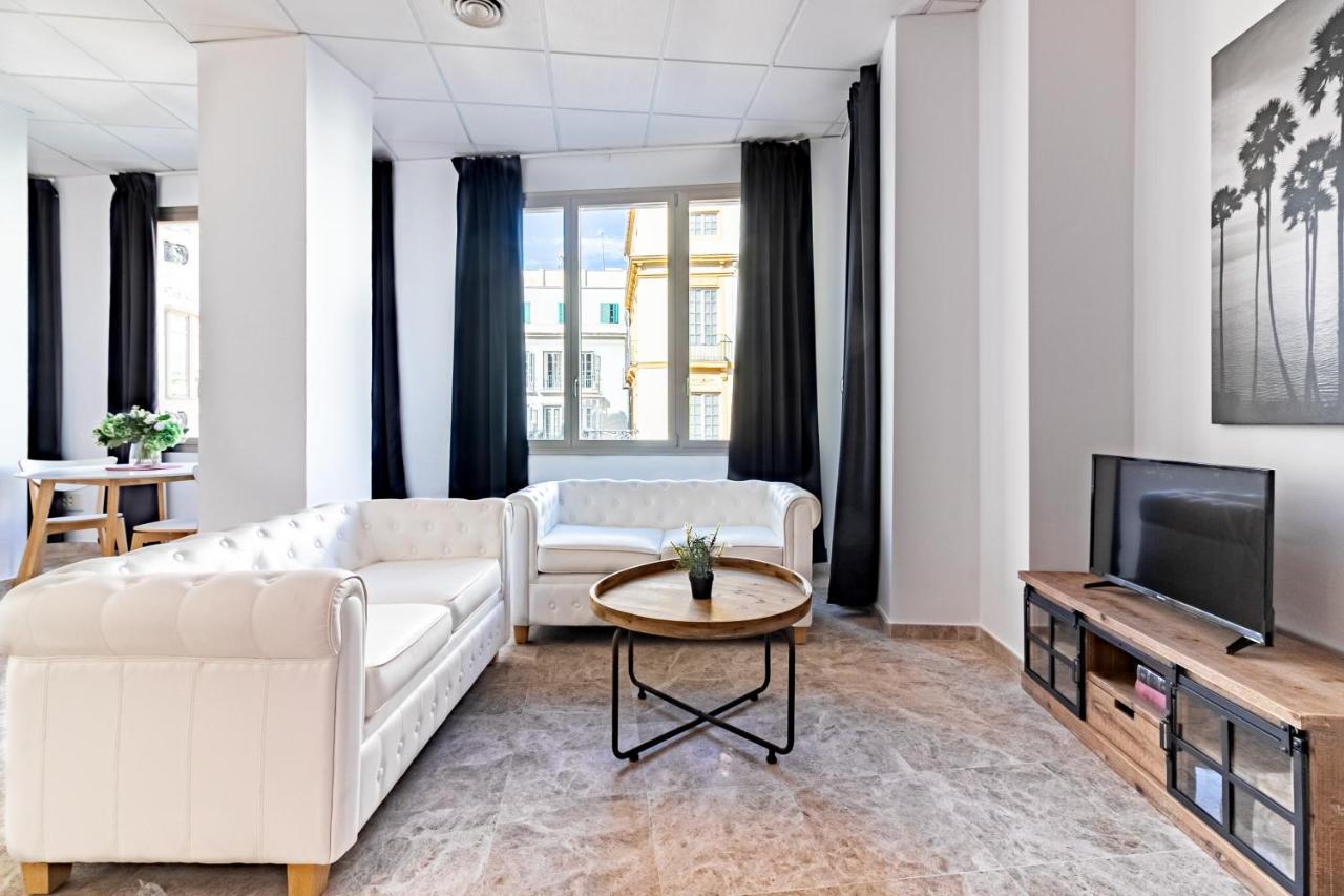 Saenz Suites Gallery By Bossh! Apartments Málaga Extérieur photo