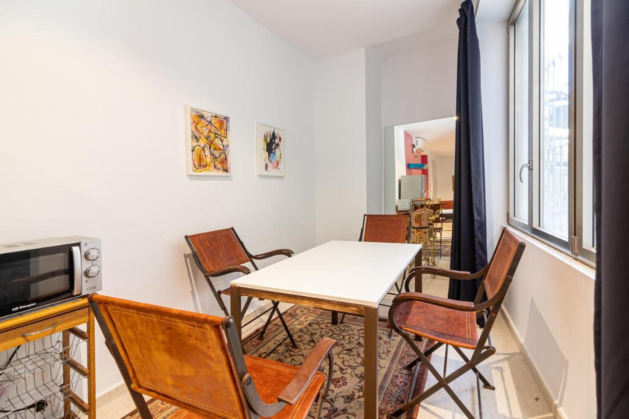 Saenz Suites Gallery By Bossh! Apartments Málaga Extérieur photo