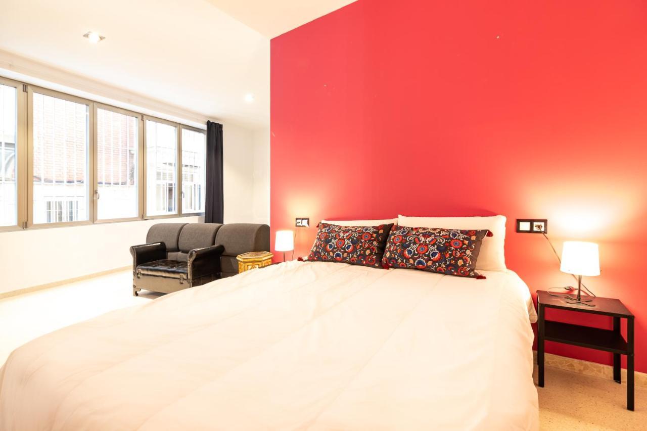 Saenz Suites Gallery By Bossh! Apartments Málaga Extérieur photo