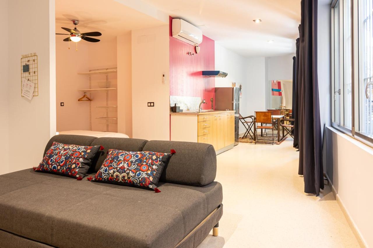 Saenz Suites Gallery By Bossh! Apartments Málaga Extérieur photo