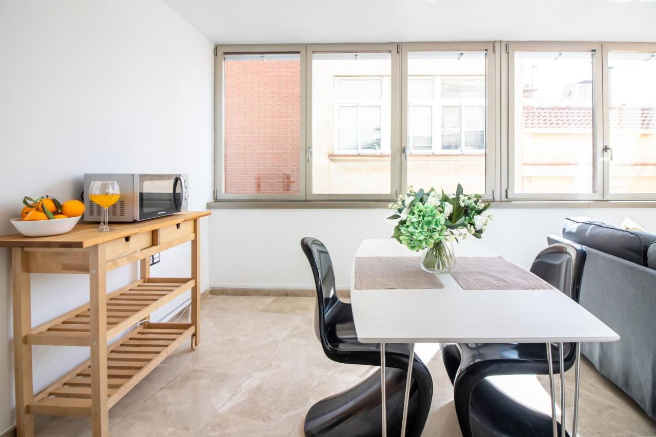 Saenz Suites Gallery By Bossh! Apartments Málaga Extérieur photo